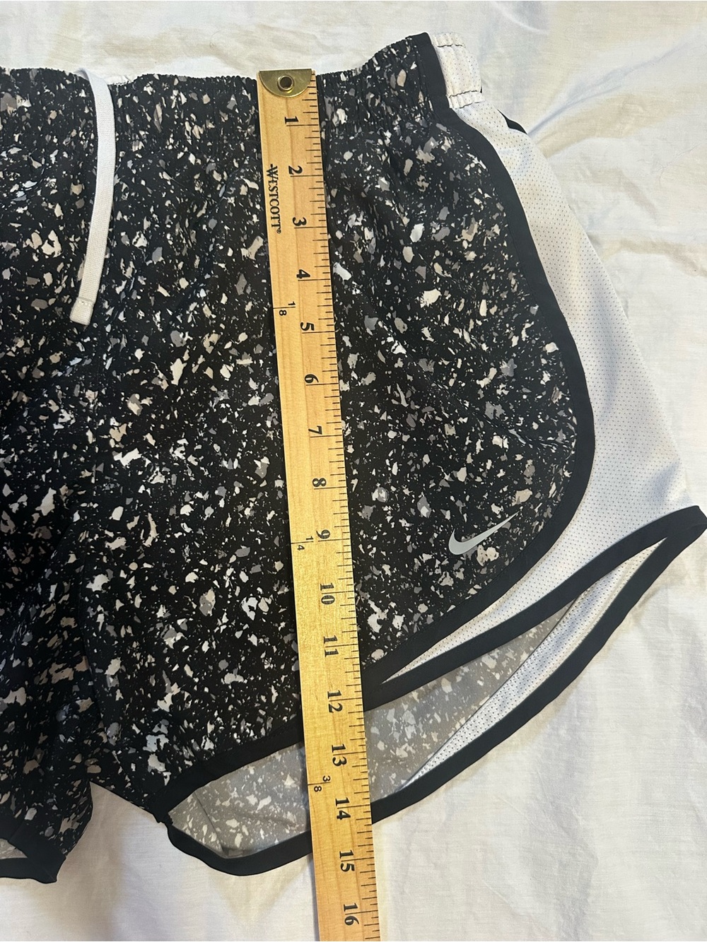 Nike Black & White Speckle Athletic Shorts - Picture 8 of 9